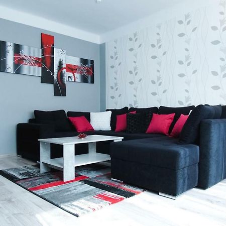 Apartmány Monty KLV Exterior foto