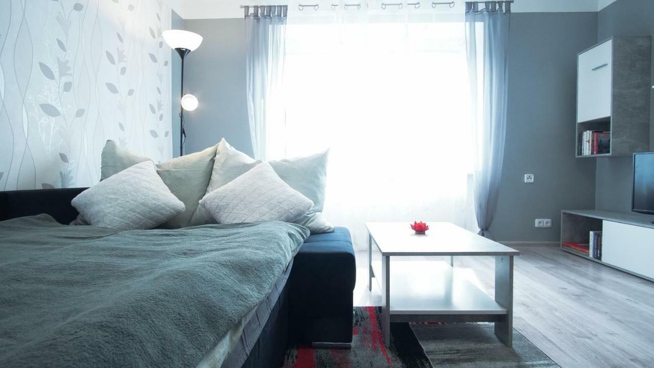 Apartmány Monty KLV Exterior foto