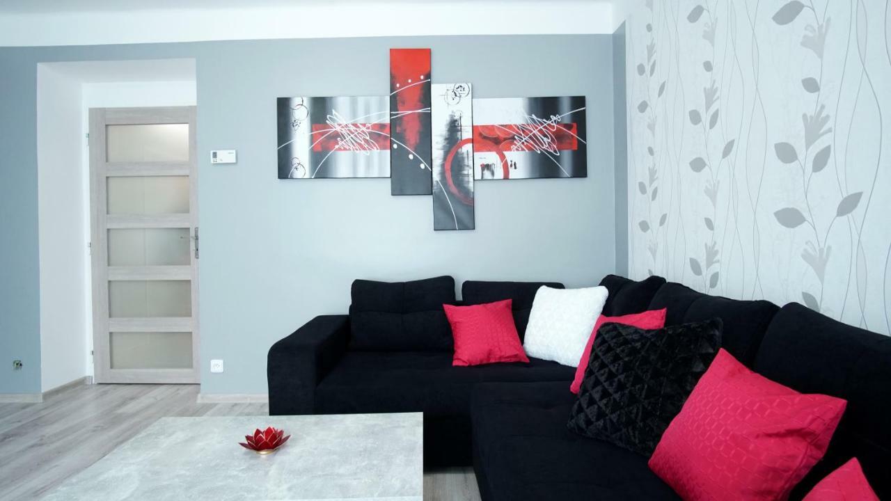 Apartmány Monty KLV Exterior foto