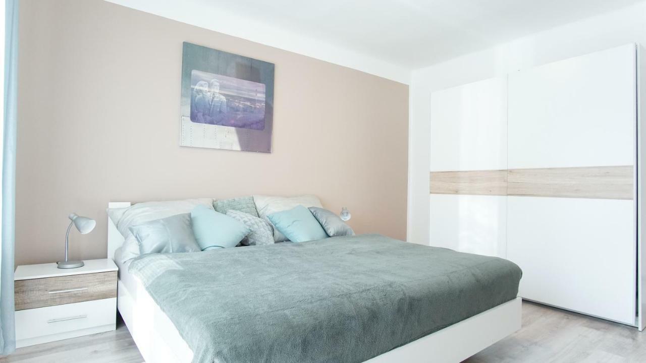 Apartmány Monty KLV Exterior foto